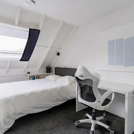 Apartment In With Sea