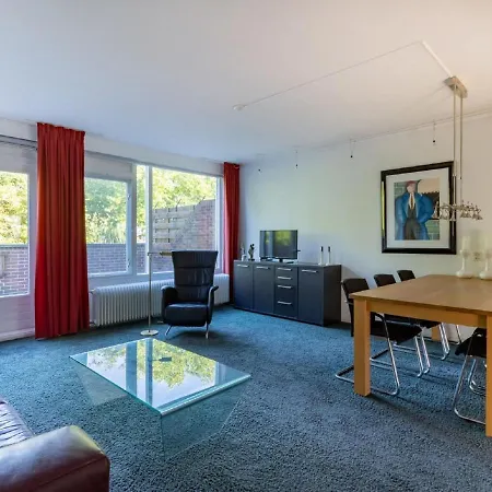 In With Sea Apartment